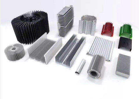Geanodiseerde ronde geëxtrudeerde aluminium warmteput Vierkante kwantumbord warmteput